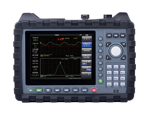 WT800 手持式信号综合分析仪
